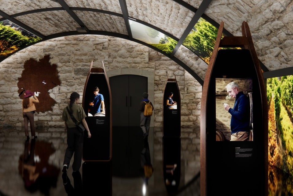 großer Weinkeller als Museumsraum umgebaut mit Bildschirmen im Raum und an der Decke
